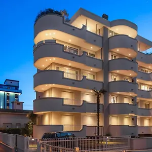 residenza-levante-riccione.emilia-romagnahotels.net/